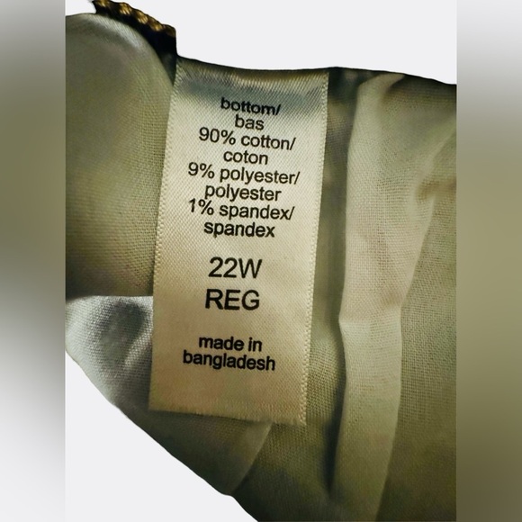 “Maurices” Size 22W Ripped Distressed Jeans - Picture 6 of 7